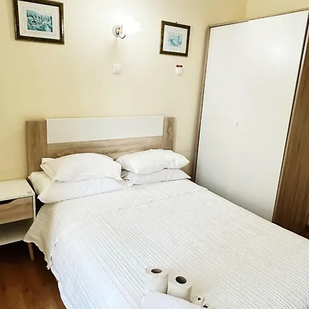 Central Guest House بيت ضيافة