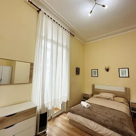 بيت ضيافة Central Guest House فيغيورا دا فوز