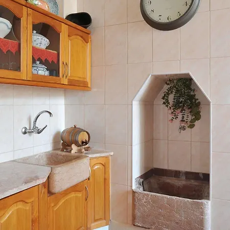 بيت ضيافة Central Guest House