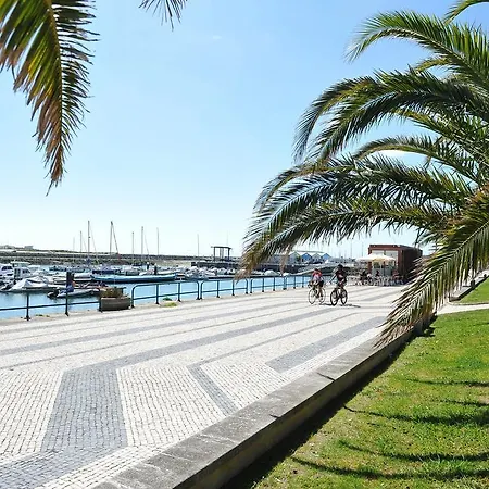 Central Guest House Pensión Figueira da Foz